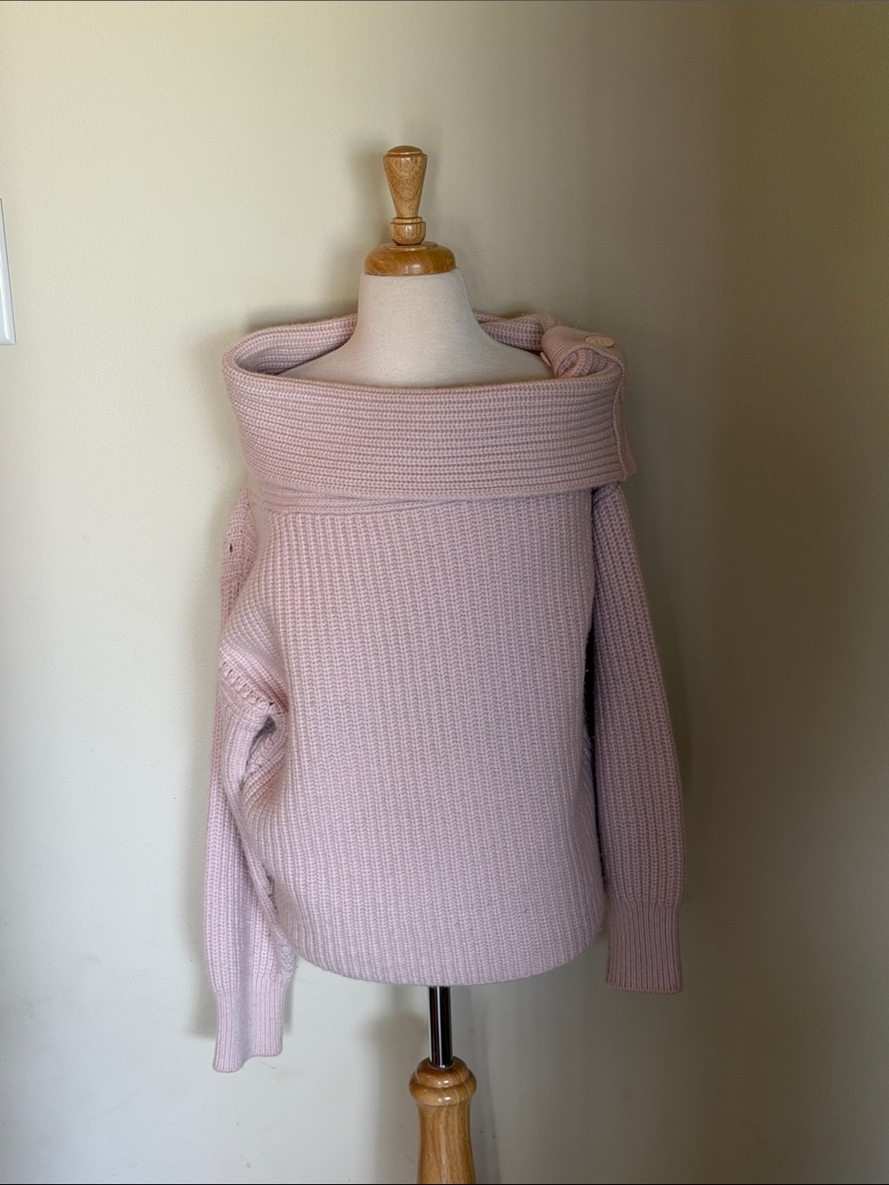 EUC~Woman’s Medium Equipment Dusty Pink Soft Off~The~Shoulder Rib Knit Sweater